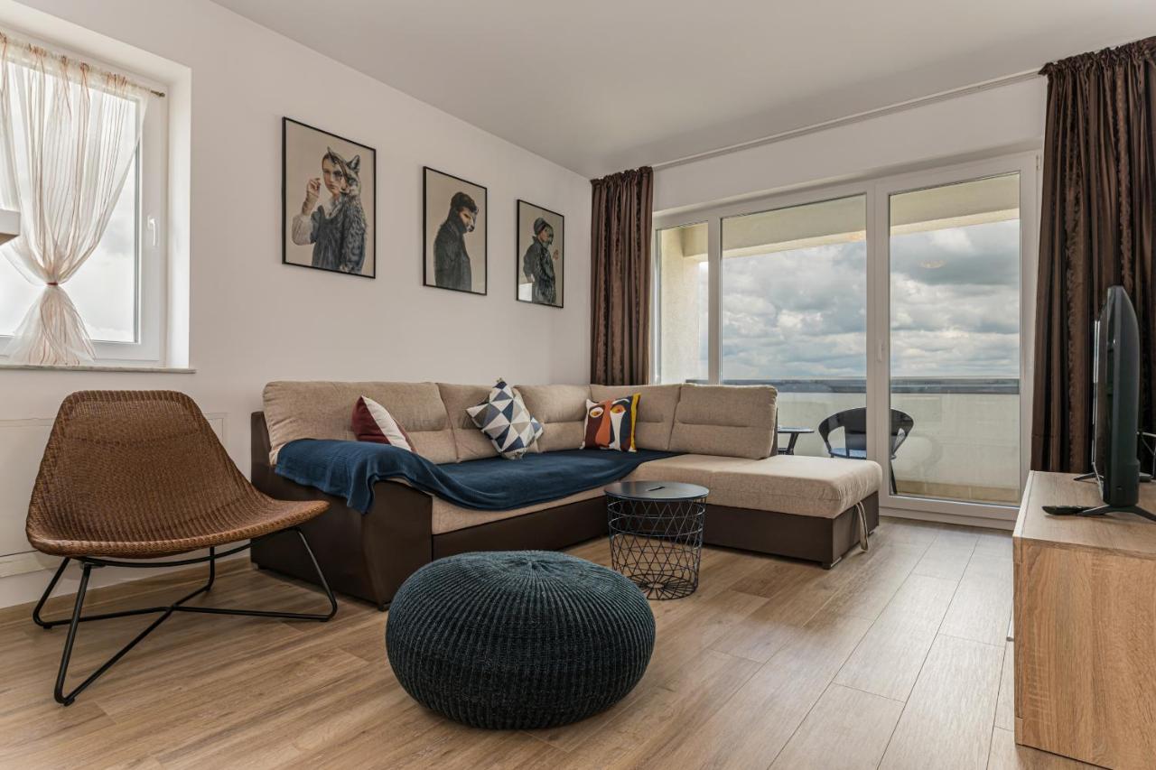 Coresi Modern Apartment Braszów Zewnętrze zdjęcie