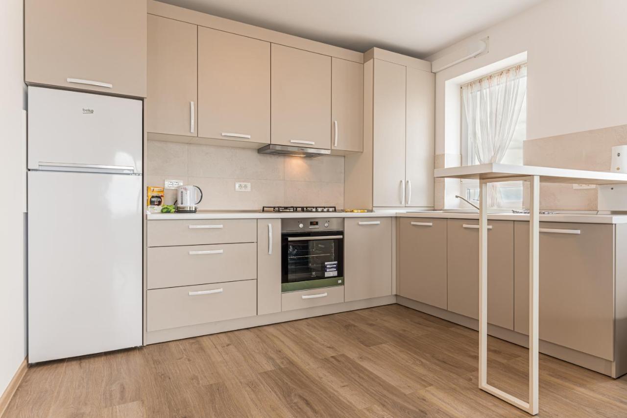 Coresi Modern Apartment Braszów Zewnętrze zdjęcie